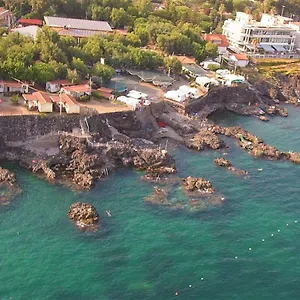 Üdülőpark Camping Jonio, Catania-Fontanarossai nemzetközi repülőtér